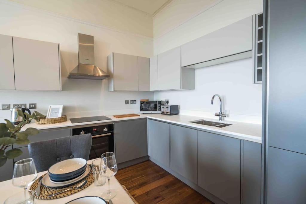 Beautiful Beach Side Apartment 托基 外观 照片